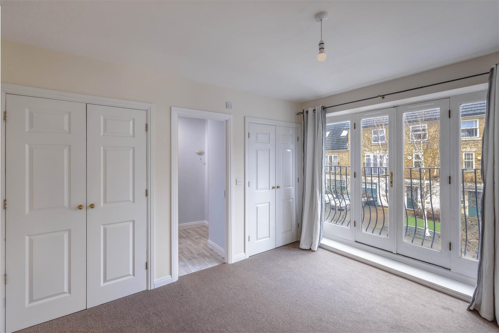 Clegg Square, Shenley Lodge, Milton Keynes